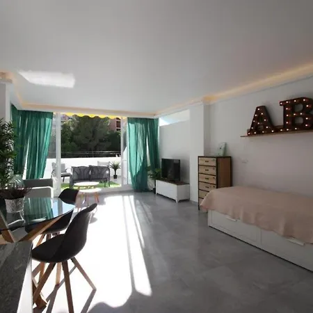 Walking Distance To Torreblanca Rio Sol * Fuengirola